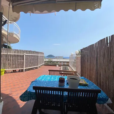 شقة Delizioso Bilocale Ad Con Terrazzo Vista Mare *