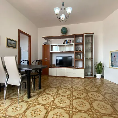 Delizioso Bilocale Ad Con Terrazzo Vista Mare Apartman Albenga