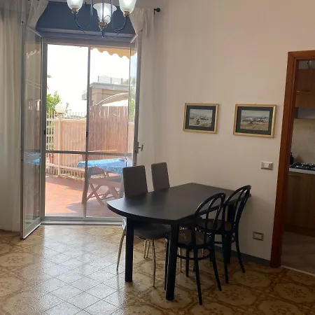 Delizioso Bilocale Ad Con Terrazzo Vista Mare * Albenga