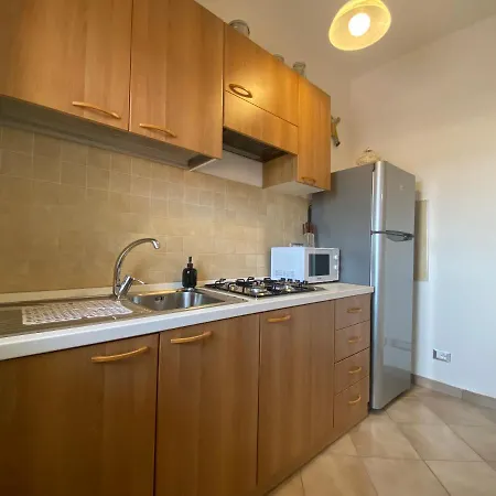 Delizioso Bilocale Ad Con Terrazzo Vista Mare شقة