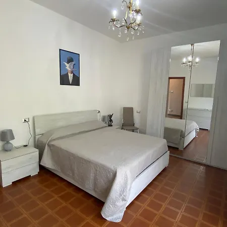 Delizioso Bilocale Ad Con Terrazzo Vista Mare